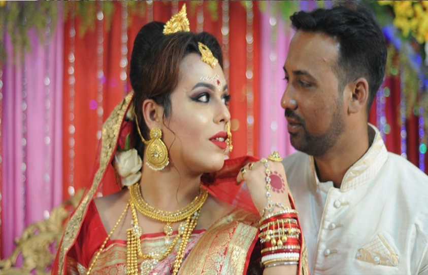 Why A Trans-Woman In Kolkata Insisted On Having A Legal Wedding With Pomp And Circumstance 