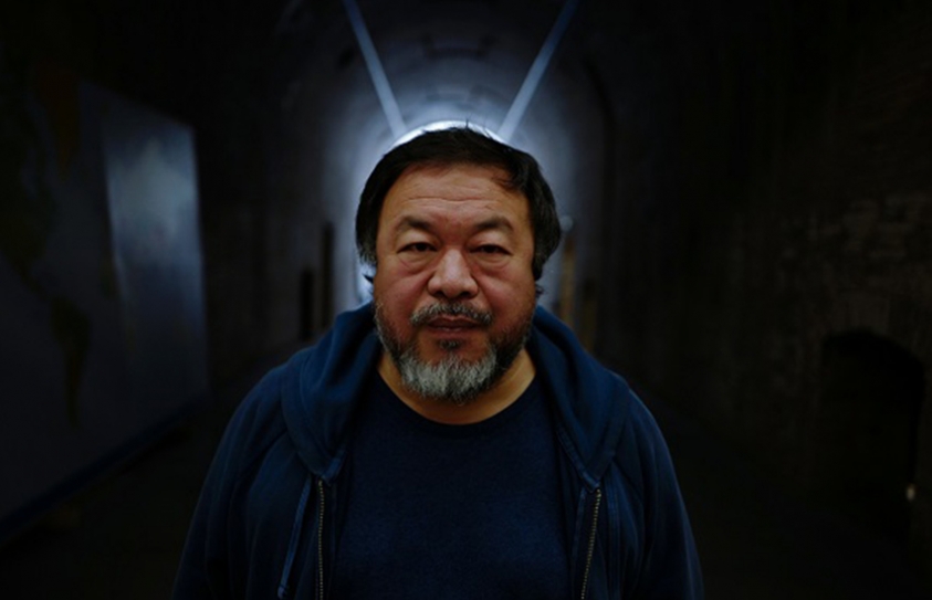 Ai WeiWei To Build Fences Throughout New York To Exhibit Immigration