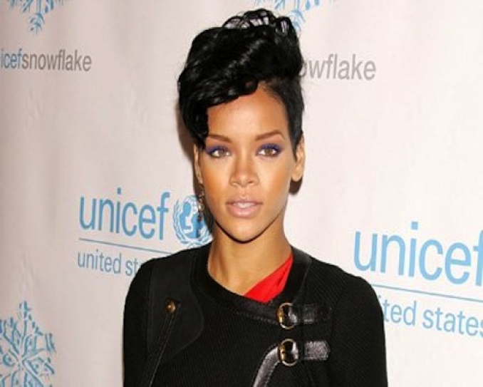Rihanna and UNICEF come to the aid for the Philippines
