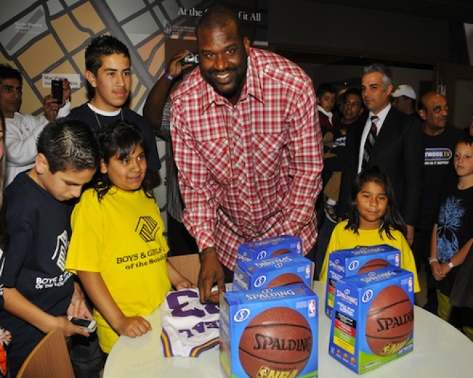 Shaquille O’Neal To Host SHAQ-a-CLAUS Event Today