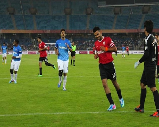 Ranbir,Abhishek take on Dhoni and men in a celebrity football match for charity