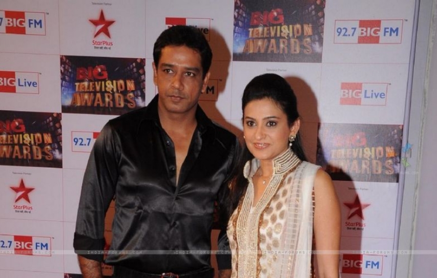 Anup Soni & Smita Bansal’s hit pair comes together for a new play “HUM DO HAMARE WOH”