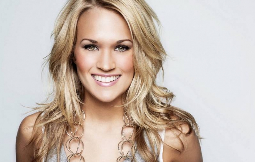Carrie Underwood heads to Haiti for charity trip