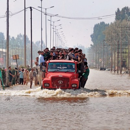 Centre finally wakes up and decides to study extreme weather events after Kashmir floods