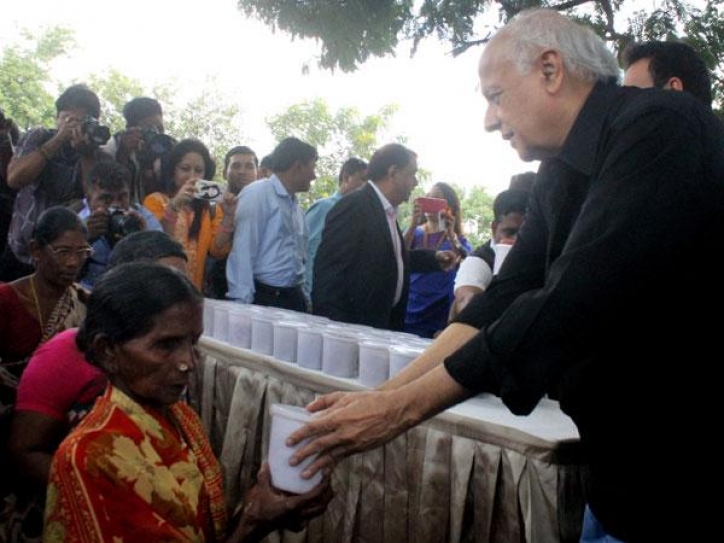 Mahesh Bhatt lends support to rice bucket challenge