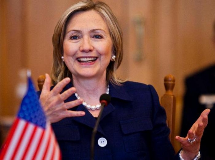 Clinton Headlines Women's Economic Forum