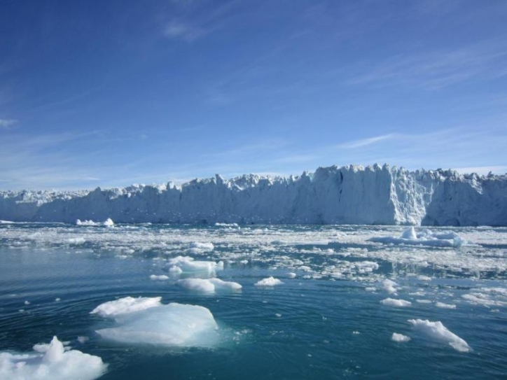 Here's How Greenland's Melting Ice Sheet Is Contributing to Rising Sea Levels