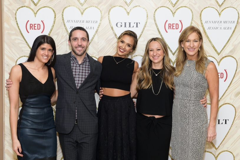 Jessica Alba and Jennifer Meyer create necklaces for charity