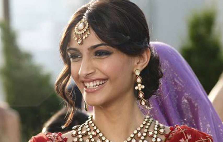 Sonam Kapoor Lends Support To Breast Cancer Awareness