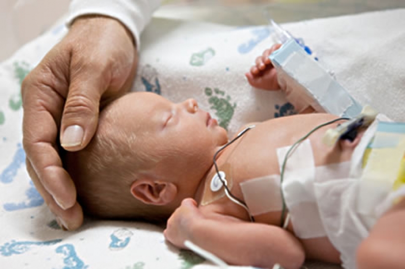 Promoting Maternal Interaction Improves Growth, Weight Gain In Preemies