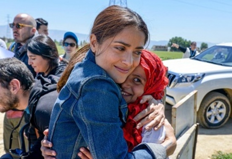 Salma Hayek Visits Lebanon With UNICEF To Raise Funds For Syrian Refugees