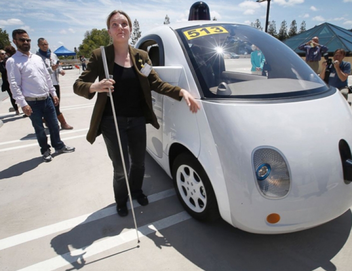 Self-Driving Cars Are Coming To Canadian Roads In 2016