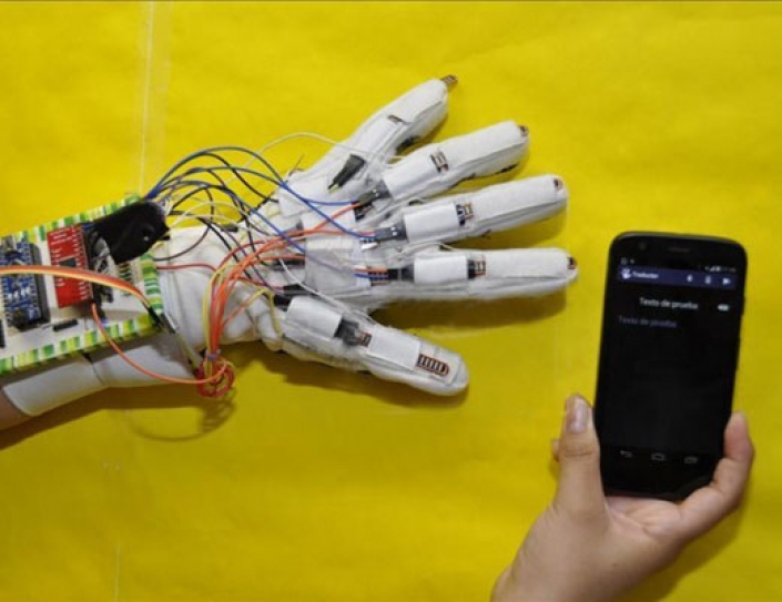 This Smart Glove Translates Sign Language To Text And Speech