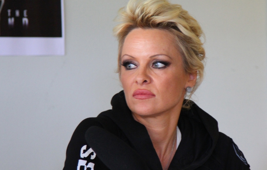 Pamela Anderson Appeals To French Assembly To Ban Foie Gras Cruelty