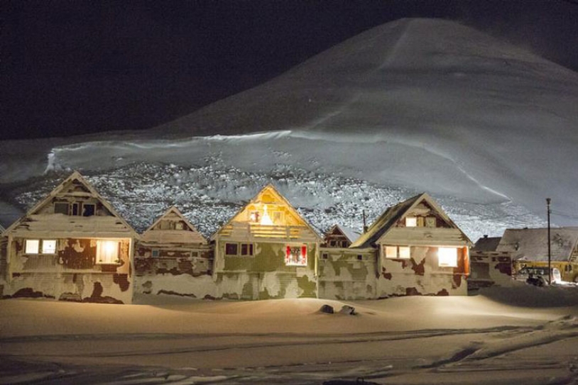 Freak Heatwave Pushes North Pole 20 Degrees Celsius Above Winter Norm