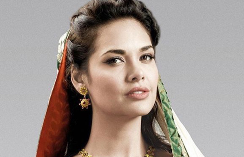 Esha Gupta Is Ambassador For Kids’ Charity