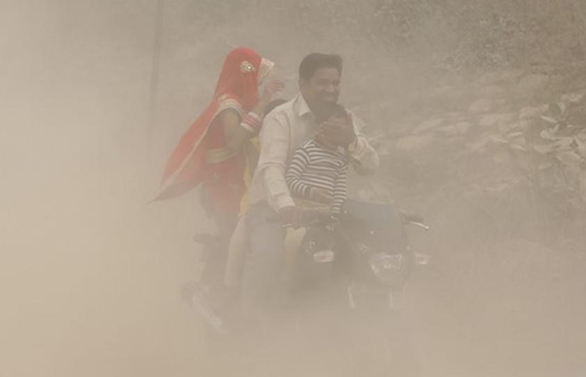 Every Breath Is An Effort': Delhi Residents Suffer Amid Smog Crisis