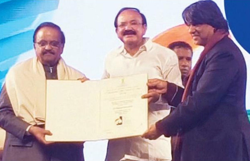 IFFI 2016: SP Balasubramaniam Receives Centenary Award