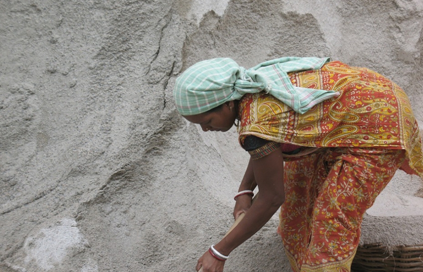 Women In Gangotri Are Building Their Own Road & Won’t Vote Unless Political Parties Help Them!