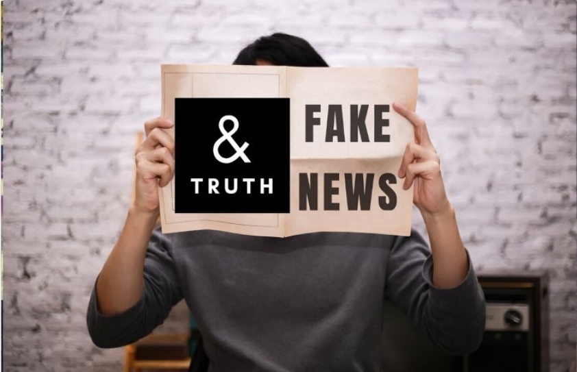 Between Fake News and Truth… 