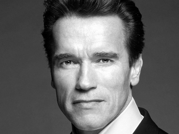 Arnold Schwarzenegger Goes Undercover, Raises Money for Charity