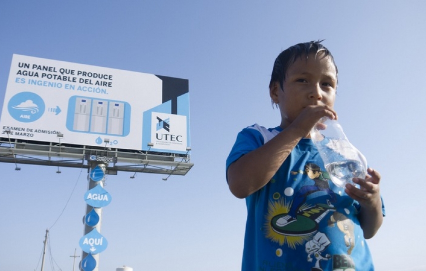 Never Thought A Billboard Could Be Used This Way!