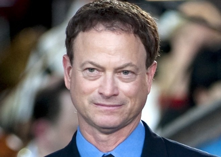 Gary Sinise Donates To Help Children Of Fallen Military Heroes