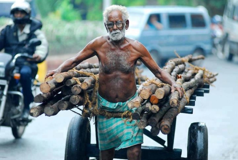400 million workers in India have little security, few entitlements