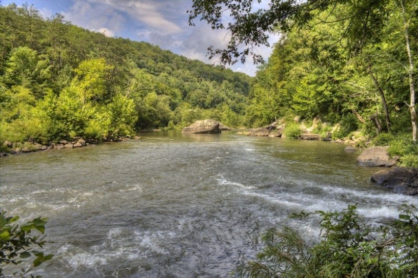 Bacterial, chemical contamination high in downstream rivers in state