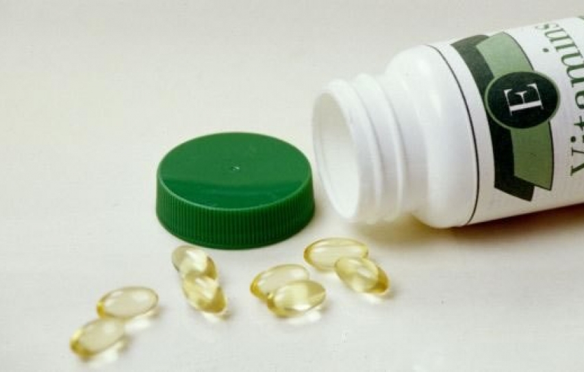 Vitamin E May Harm or Help Your Lungs