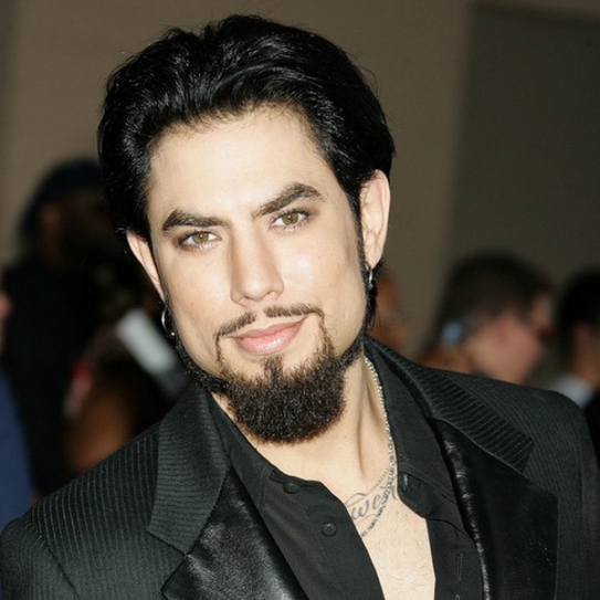 Dave Navarro Creates New Smiles For Kids