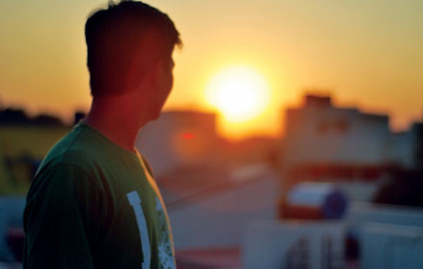 Too much sun could make you a UV addict, raise cancer risk