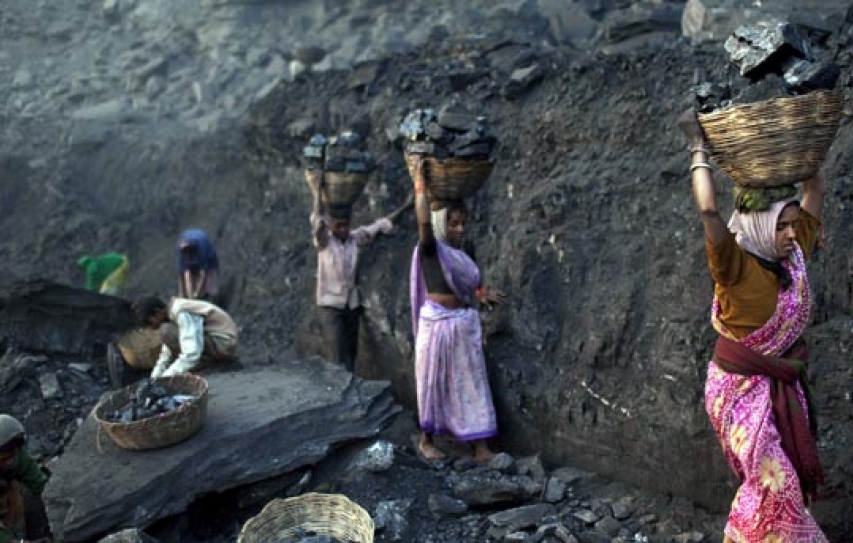 5 things to know about coal trade, global warming