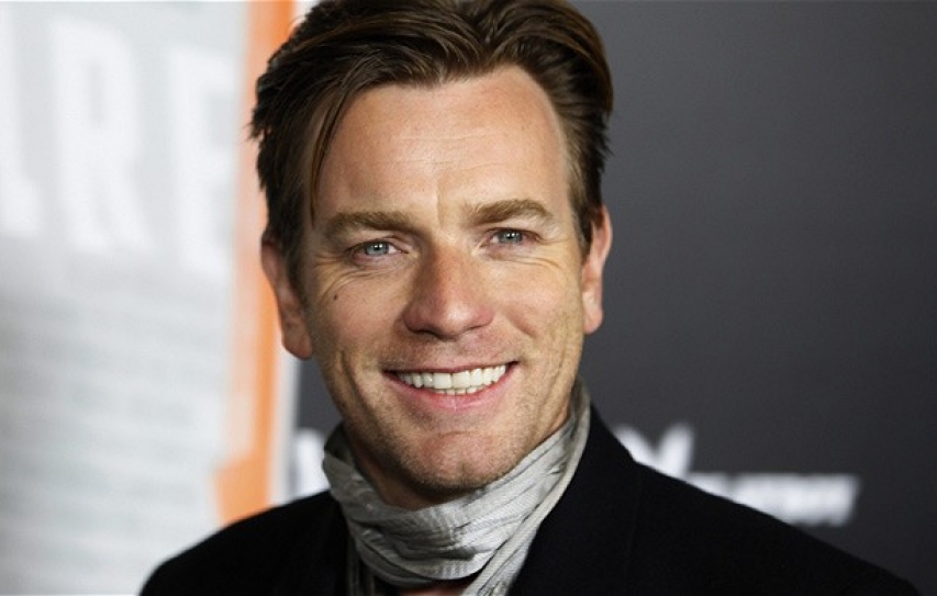 Ewan McGregor Reads Baby Book For UNICEF