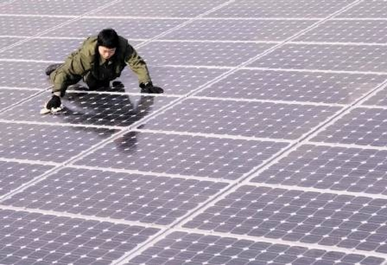 India Green News: Solar, Wind Potential Receive Investment Interest; Governments Tackle Climate Change