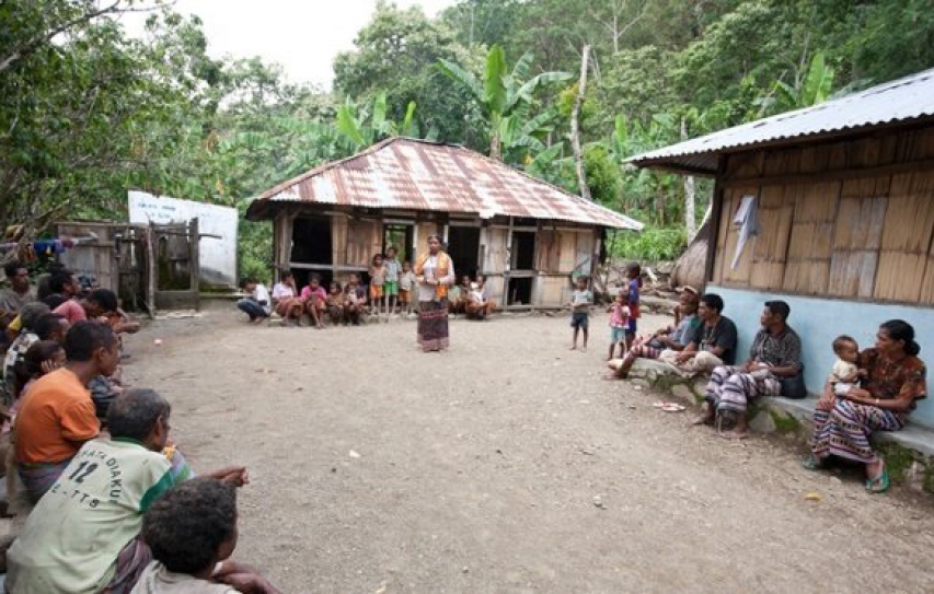 Women on climate change frontline make big impact on small grants