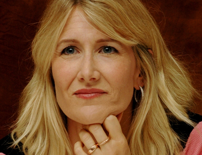 Laura Dern Raises Awareness Of Lung Cancer At Academy Awards