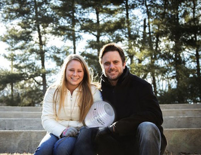 Nashville Star Charles Esten Brings Light to the Dark World of Cancer