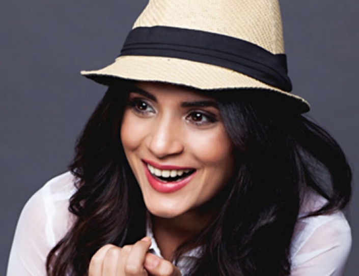Richa Chadda Addresses Women?? Issues On French Talk Show.