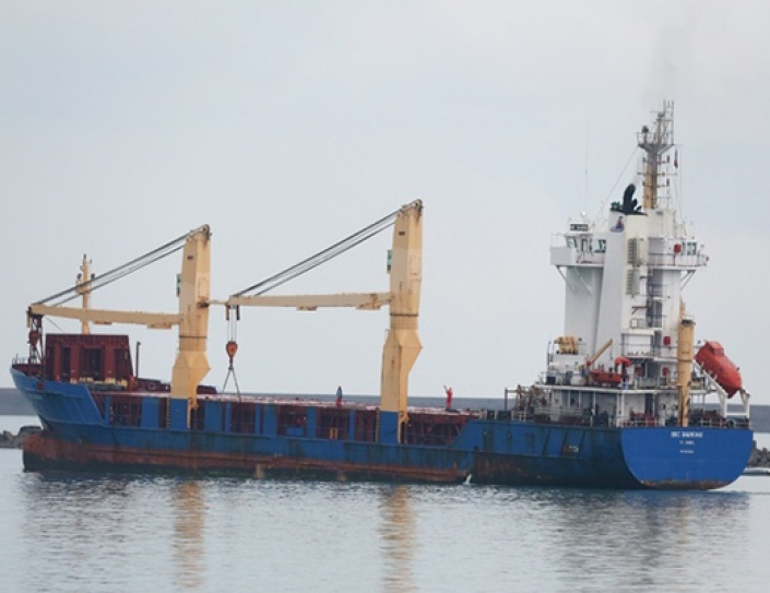 The US Banned This Ship And Now It's Carrying 28 Tons Of Radioactive Waste From France To Australia