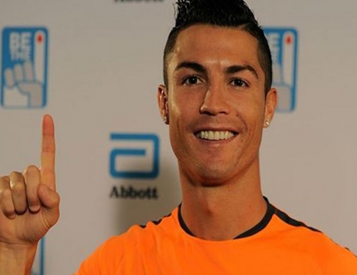 Cristiano Ronaldo Inspires Young People To Donate Blood