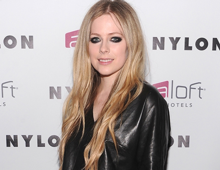 Avril Lavigne Launches Campaign To Fight Lyme Disease