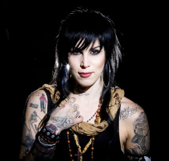 Kat Von D Donates $50,000 To Animal Charity