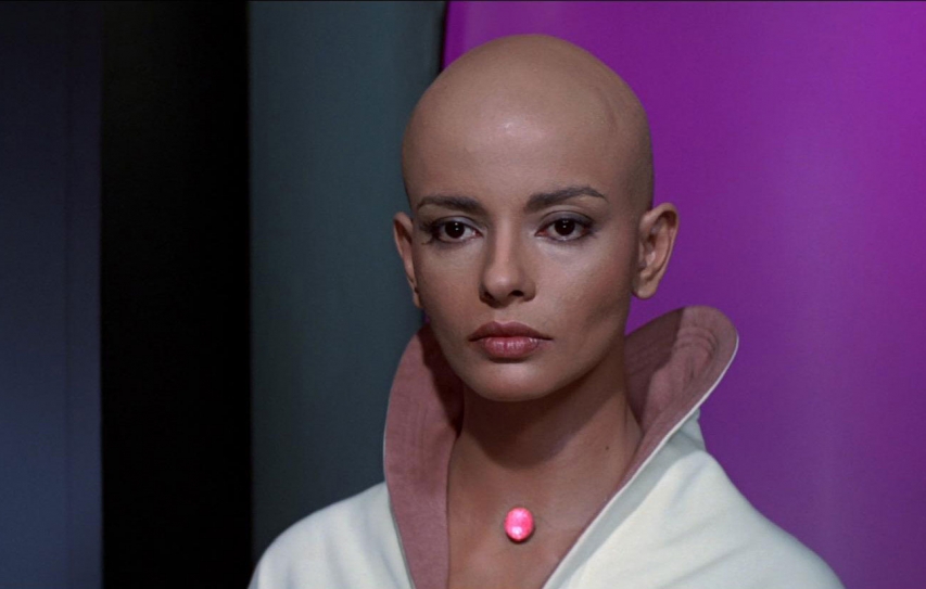 True Review Television-This Week: Bald, Bold Performances