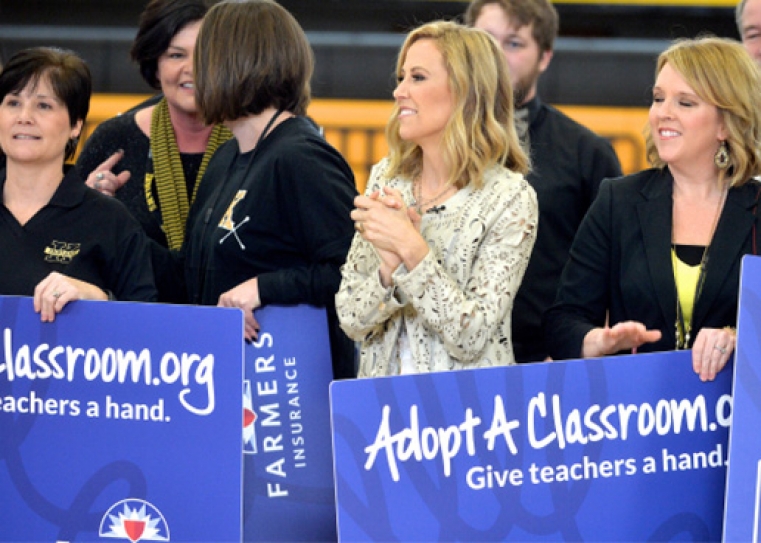 Sheryl Crow Donates $21,000 To School