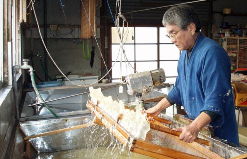 The Making Of Japanese Handmade Paper: A Short Film Documents An 800-Year-Old Tradition