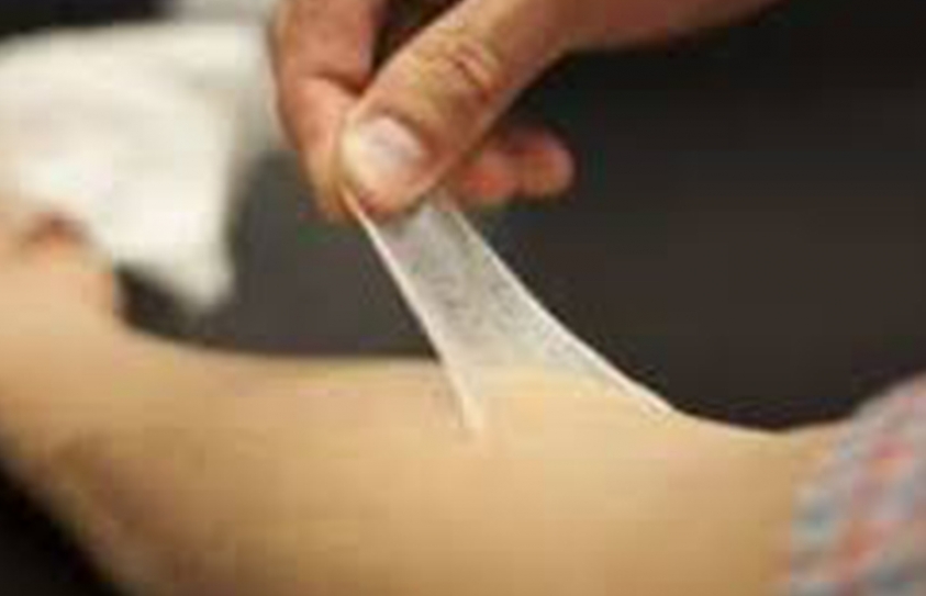 Watch Scientists Demonstrate The Anti-Aging Powers Of A 'Second Skin’