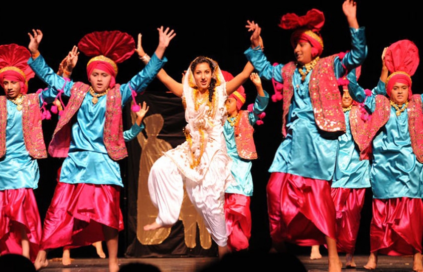 Society Holds 182nd Theatre Festival