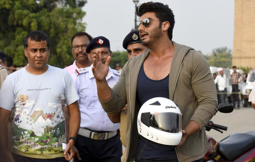 Arjun Kapoor, Author Chetan Bhagat Support Road Safety Awareness Campaign In Delhi
