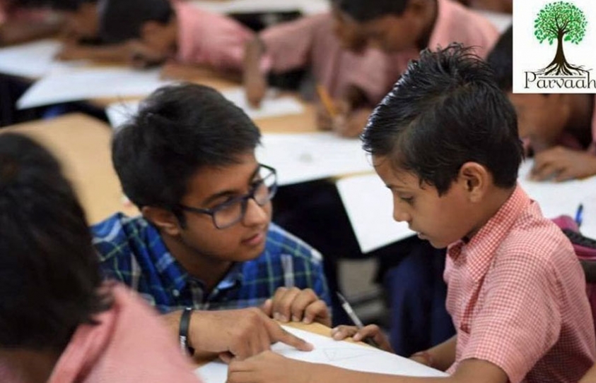 Underprivileged Children In Jaipur Can Now Sell Their Paintings Online. Thanks To A 17-Year-Old.